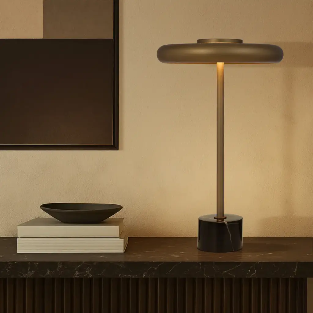 SISBY TABLE LAMP