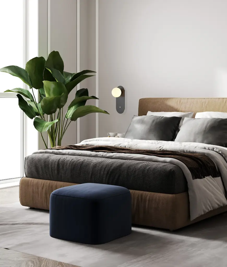 OVALIS ROUND OPAL WALL LIGHT