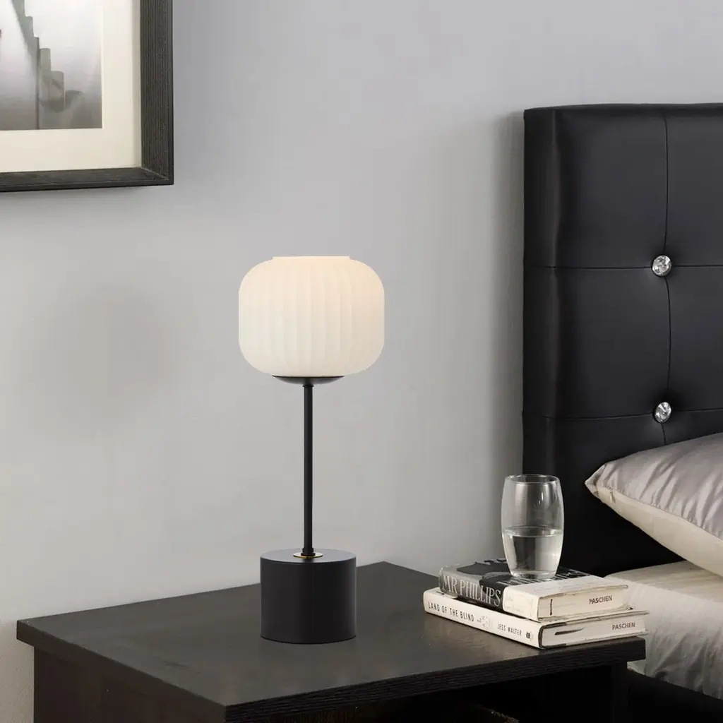 LIAM TOUCH TABLE LAMP