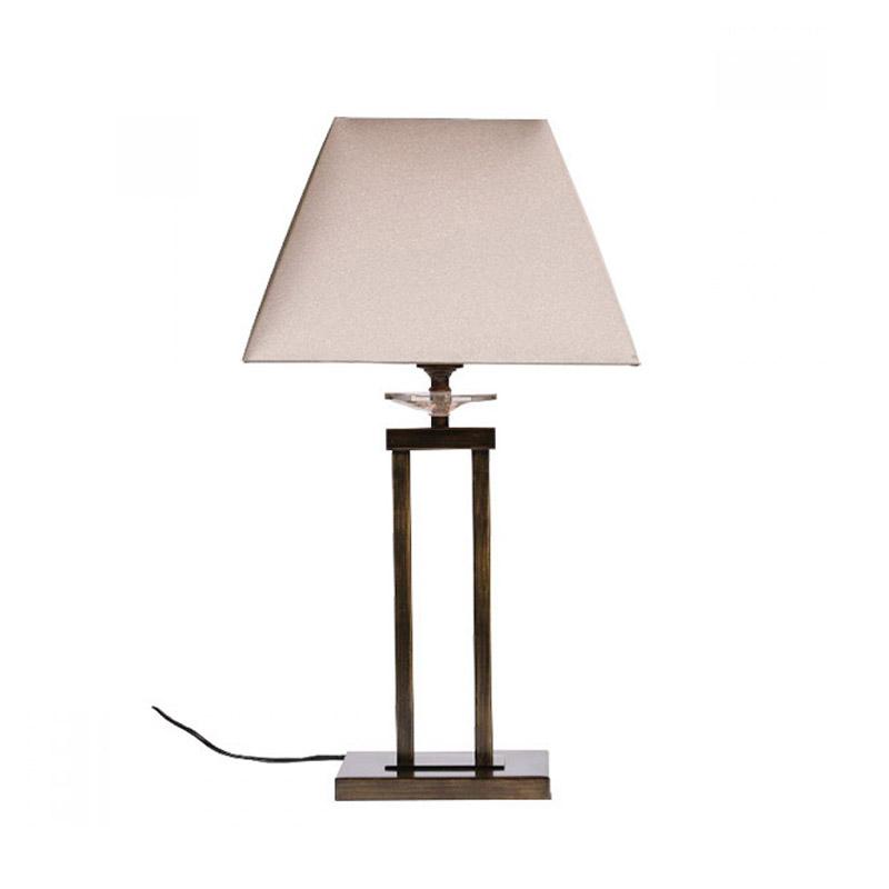 FINN TABLE LAMP