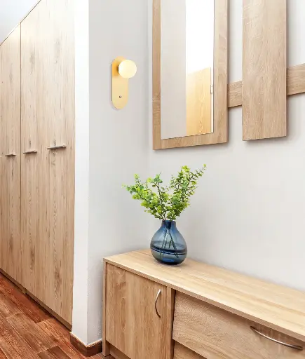 OVALIS ROUND OPAL WALL LIGHT